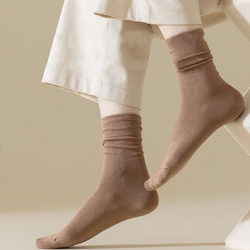 Solid Color Autumn/Winter Retro Style Pilha Meias brancas