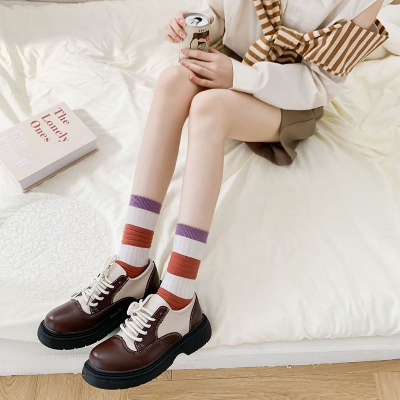 Meias de lanterna, meias intestinais grosos, meias personalizadas famosas da Internet, roupas femininas de primavera e verão, meias de tubo médio de cor, coloridas contrastantes, meias de estacas japonesas Meias de lanterna, meias intestinais grosos, meias personalizadas famosas da Internet, roupas femininas de primavera e verão, meias de tubo médio de cor, coloridas contrastantes, meias de estacas japonesas