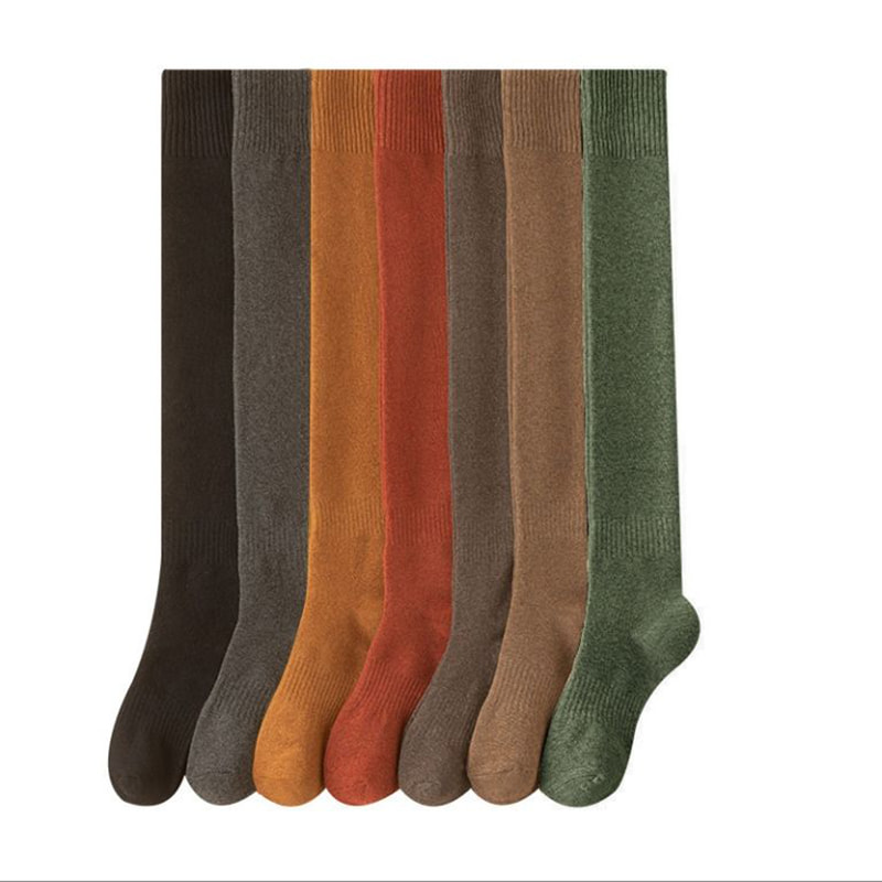 Atenção sobre meias para mulheres, meias altas japonesas de outono e inverno, meias compridas de inverno, meias longas quentes de grossa Atenção sobre meias para mulheres, meias altas japonesas de outono e inverno, meias compridas de inverno, meias longas quentes de grossa
